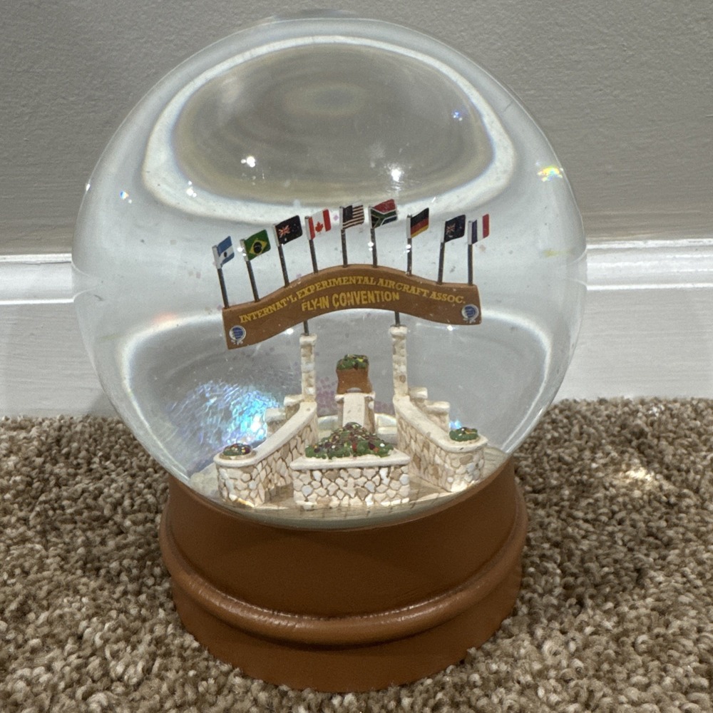 EAA Fly-in Convention International Experimental Aircraft Association Snow Globe